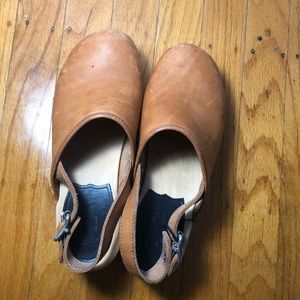 tan swedish hasbeens